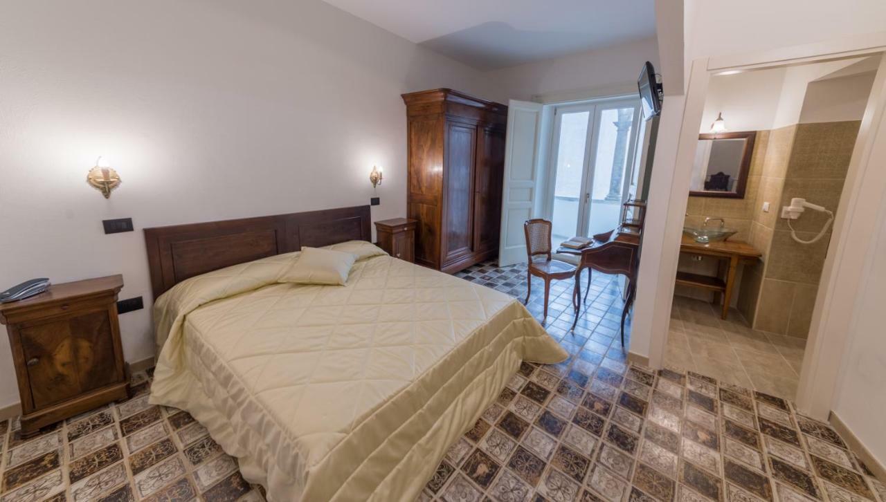 Palazzo Cestari Hotel Montesano sulla Marcellana Екстериор снимка